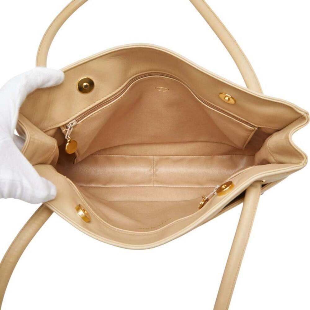 CHANEL Cream Leather Logo Tote Bag - Picture 12 of 14